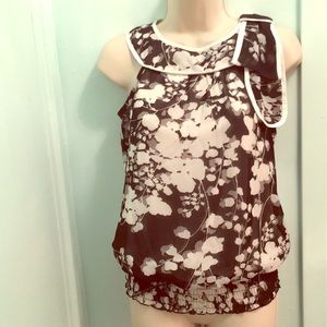 Floral sleeveless blouse